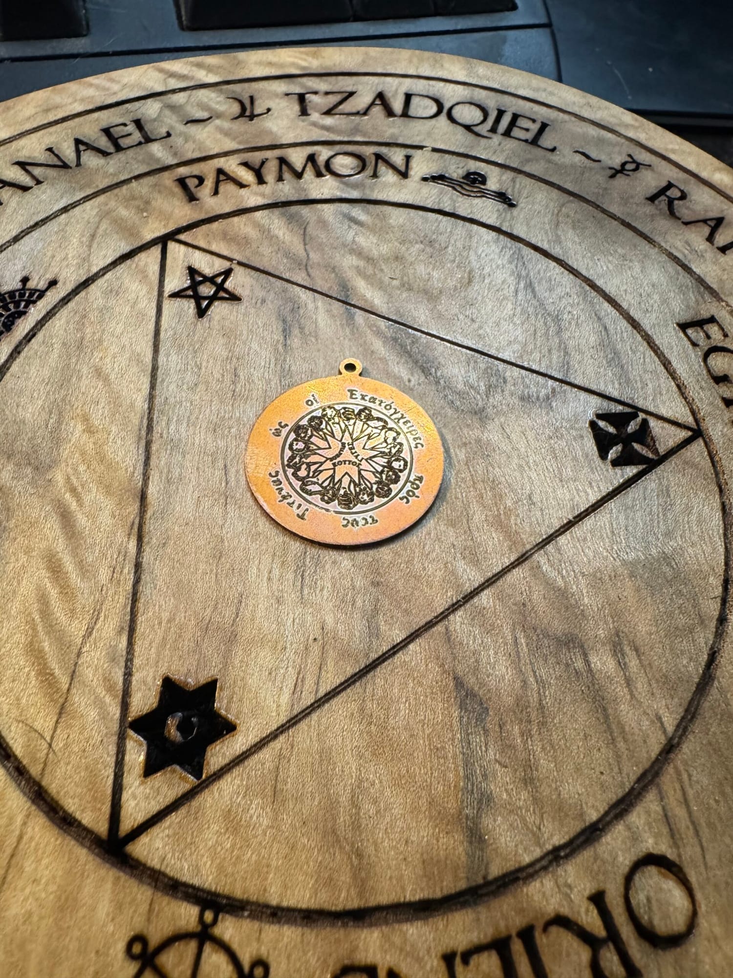 Hekatonkaires Talisman (1 1/4", 28 MM) Necklace, Small